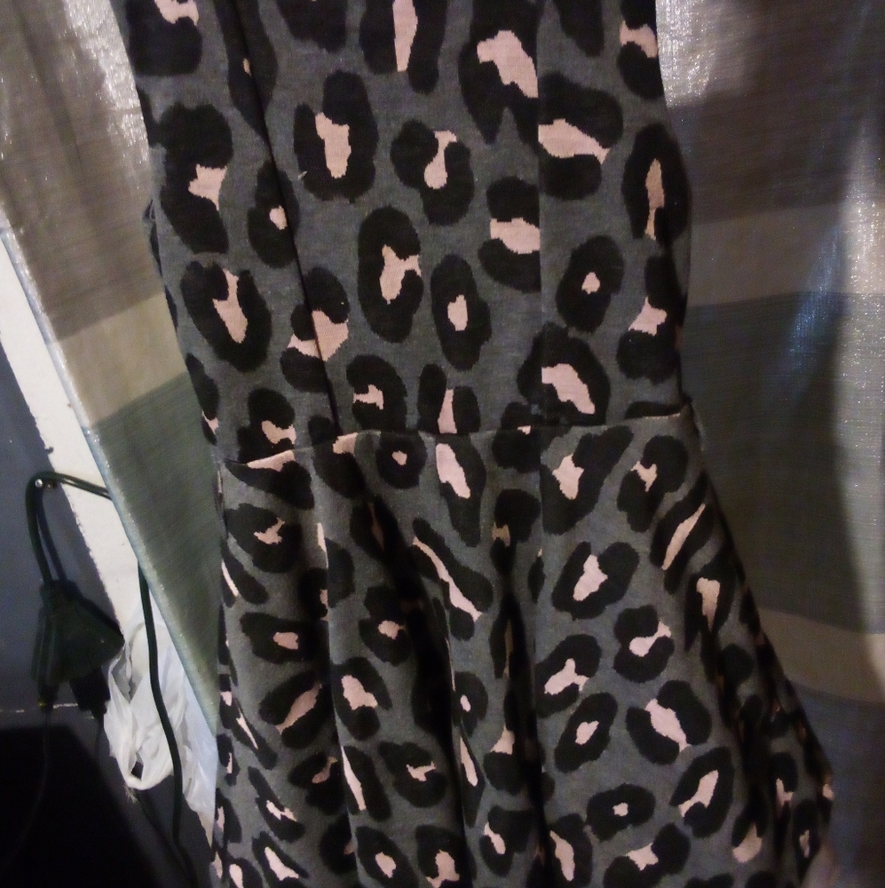 Girls dress - Picture 6 of 9